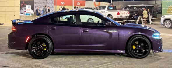 سلام عليكم جارجر موديل 2022 فول السياره مكينه 3600 حادثه جاملغ امامي وخلفي وبيه طخات لونه اصل بنفسجي مرشوشه عام بدون دواخل رقم بغداد ماشيه 57الف miم مكاني بغداد العامريه رقمي *********** سعر 183$ ورقه بيه مجال كلش بصيط بغداد
