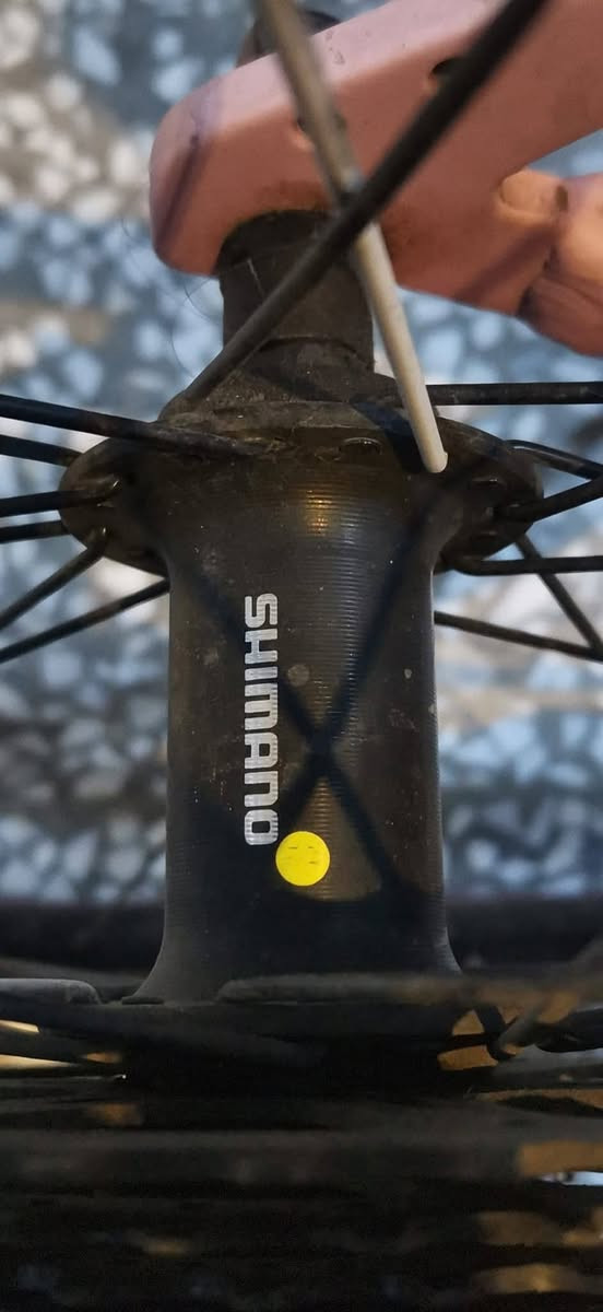 بايسكل للبيع ماركة لويس
#LOUIS_GARNEAU

المعدن: المنيوم بالكامل ☑️

الفئة : c700 / 28 ☑️

ويالة : زوم طبقتين يتحمل أوزان☑️

الفرامل : ماركه TEKTRO ☑️

الگير : سحب دفع ☑️
ماركة: SHIMANO☑️

التروس: 3*8☑️

الإطارات كتان : KENDA☑️

الدراجة : قطعة واحدة كلها ختم L☑️OUIS

السعر قيم باليرضي الله 

🛑العنوان: 
بغداد الخطيب 

🛑 متواجد واتس آب : ***********
