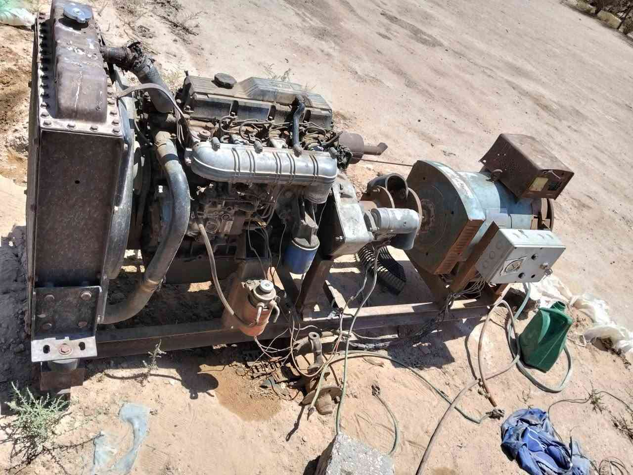 مولد محرك كيا شغال لاتنقيص ولاتبخير شرط سعره مليونين وبيه مجال على طريق المستودع مكلف بنشر 
***********
