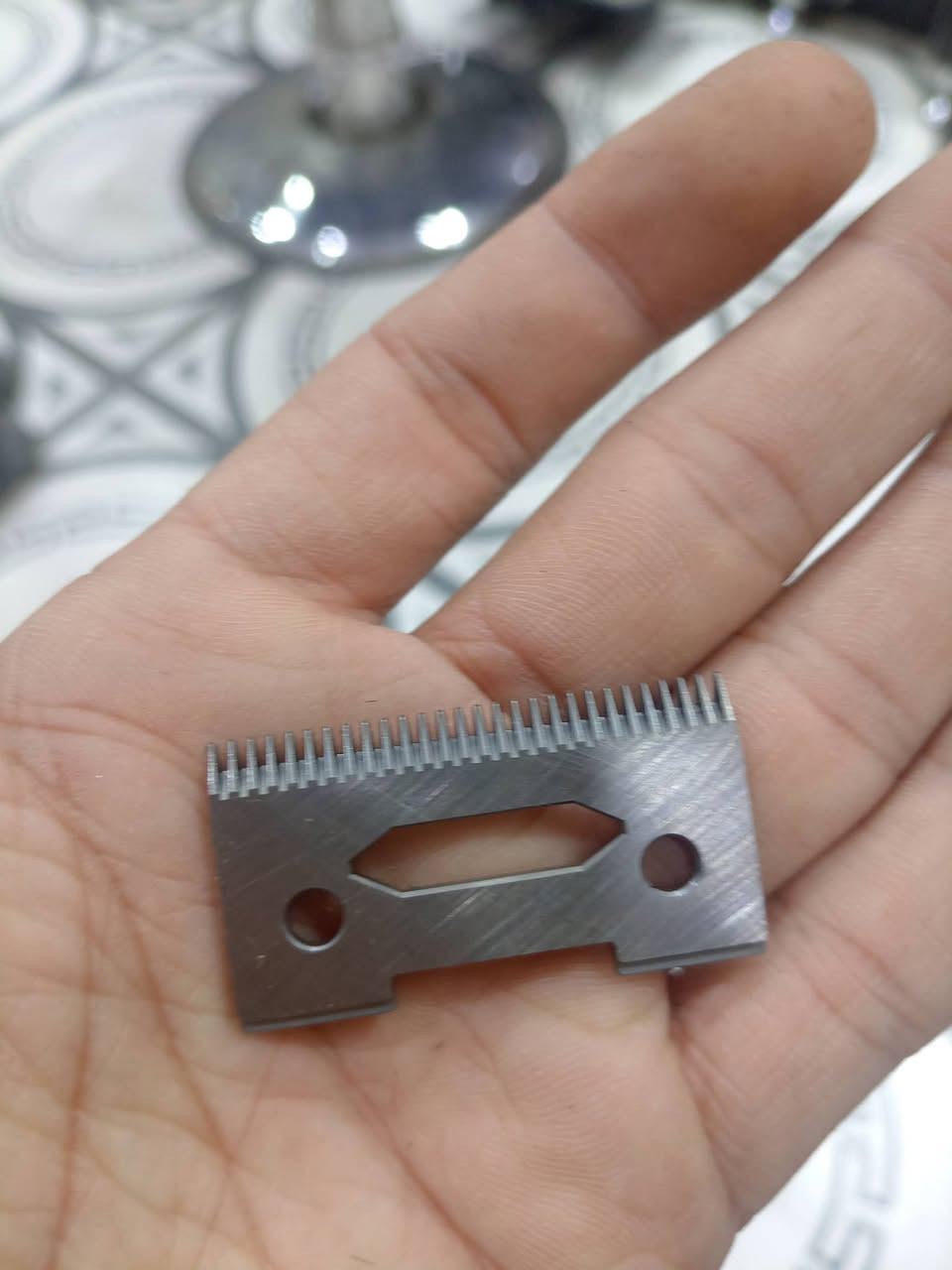 شباب منو يفيدنه
موس تدريج فقط الزغير 50 قطعه موس جوكر يرهم عل جميع المكائن
احسبله القطعه الفين
 والبقيه اطيهن بلاش اذا شلع 
وخرائط مااعرف مال يامكينه
وربل وسبرنك الي يفيدنه
يراسل خاص او يتصل ***********7
