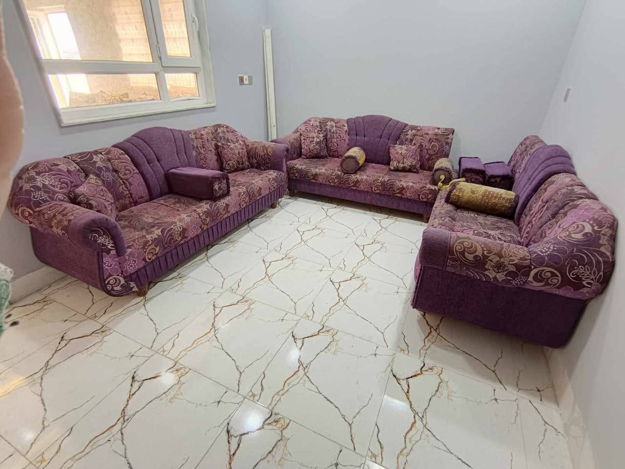 السنديان للاثاث🛋

📌 ديوان + طبلات  مستخدم عرض خاص السعر 350 الف 

📍 قياس 8 متر ونص 

📞*********** 

🌐 موصل حي الملايين مقابل بانزيخانا العريان تحت شركة الفجيرة للاستثمارات العقارية
