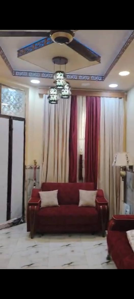 #عقار- للبيع ✅
🏠طابو زراعي سند 25 اقرار محكمة مساحة 150 م السماوة (الغسل) خلف مدينة الالعاب القديمة النزلة الاولى
🏠 بناء حديث 
📌 شارع مقرنص مجاري كهرباء..
البيت طابقين.
الطابق الارضي كراج سيارة استقبال  وصالة و مطبخ و غرفة واحدة ومجموعة صحية.
الطابق الثاني ٣ غرف وصالة ومجموعة صحية
السعر 💵 110 مليون قابل للتفاوض
للراغبين بالشراء تواصل على الواتساب او الاتصال على الرقم التالي ***********
عنوان المكتب السماوة أم العصافير مقابل جامع الزهراء 
🔺 ملاحظة: عمولة المكتب 1٪ من البائع والمشتري غير قابلة للتفاوض 
🔺 للراغب في عرض عقاره لدى مكتبنا تواصل خاص مع ذكر تفاصيل العقار 
📌من لديه طلب شراء وجاد بالشراء سنوفر طلبه باسرع وقت ممكن من قطع ودور سكنية وهياكل ودوانم
