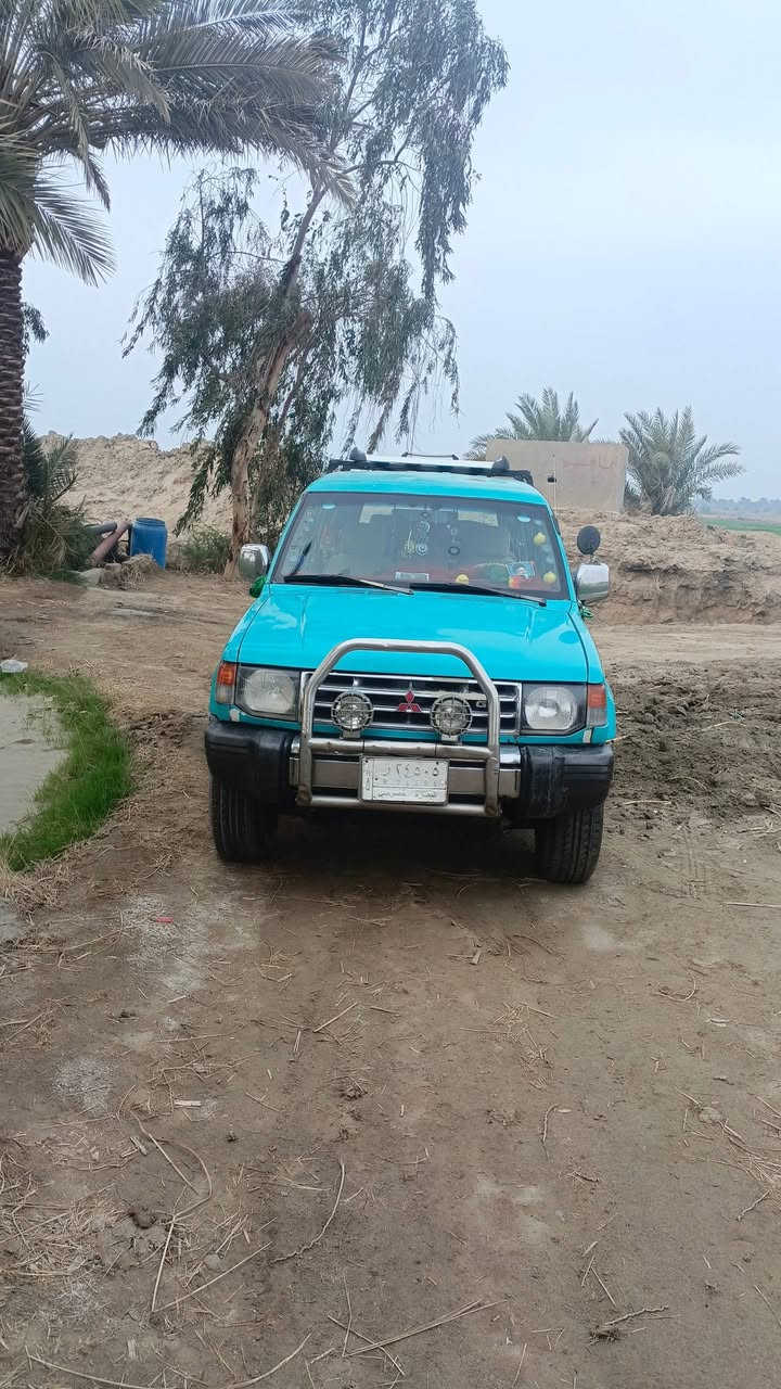 السلام عليكم باجيرو رقم بصره موديل 94  سنويه منتهيه محرك ملكه ففتي 3000 جرس عل 120 تبريد ثلج تدفئه دوشمه جديده  سياره مال بيت  سعر 40 وبيه مجال للطيبين مكاني بابل لحمزه الغربي لتعرف عل التفاصيل أكثر للاتصال عل رقم 
***********
