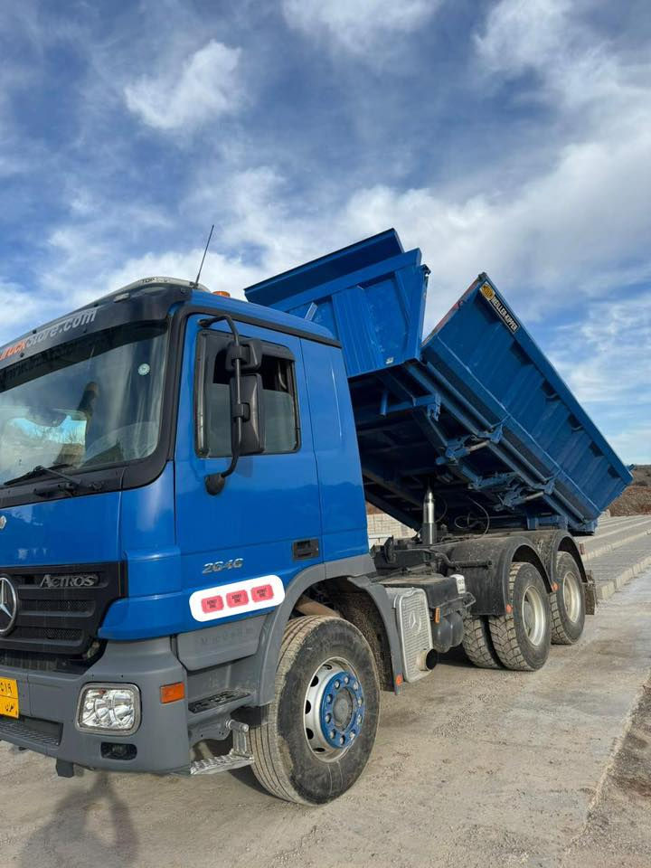 اكتروس دمعه موديل ٢٠٠٦بيلادي قلاب
حجم٢٦٤٦ كير كهرباي ريتايد
مجموع جوبليس بيلادي 
كير محرك اكسن تحويل بشرط
بودي صفحه جك تخم تايرات جديد
***********☎️
@أبرز المعجبين
