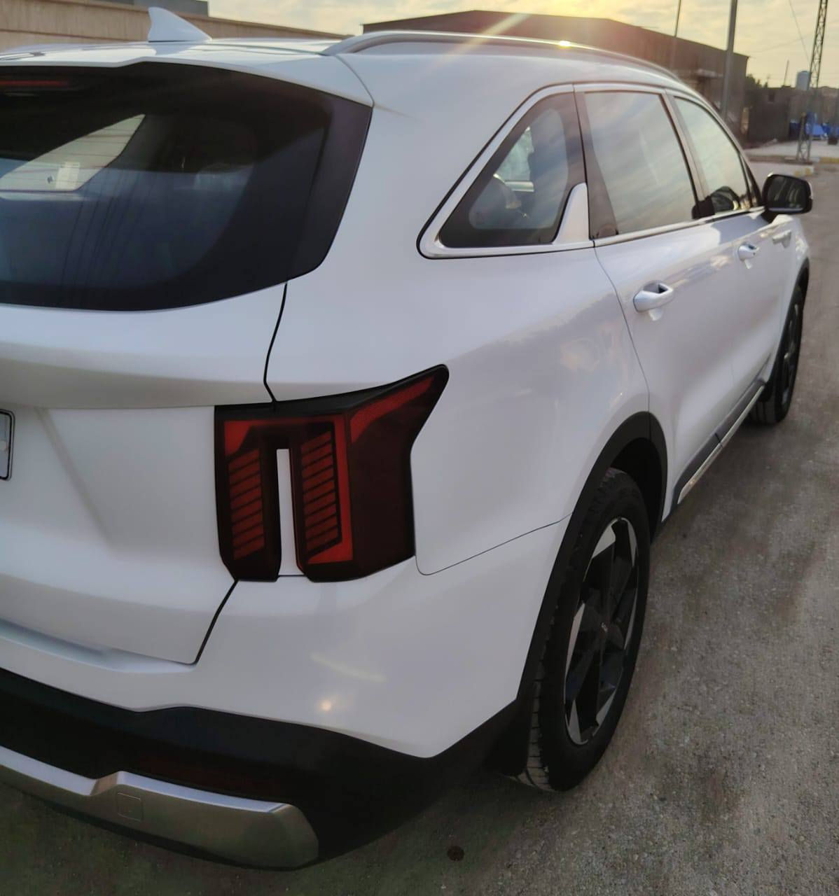 السلام وعليكم
سورنتو 2024 خليجي كفاله عام
رقم بغداد بأسمي تحويل مباشر
السياره ماشيه 45الف جديده كلش
مكان سياره واسط
السعر // 310
اللاتصال ***********
المواصفات 
بصمه + بصمه ابواب 
تشغيل عن بعد 
كير ماوس 
6 سلندر 
7 راكب  
شفتات مقود 
سايد بريك بصمه 
جنطه كهرباء 
كشنات كهرباء 
مري شفط 
كامره خلفيه دواره 
حساس امامي وخلفي 
شاشه متصله 
تبريد شاشه 
اوتو هولد
مود رايف
برد خلفيه
3 قطع تبريد 
اشاير بالمري
