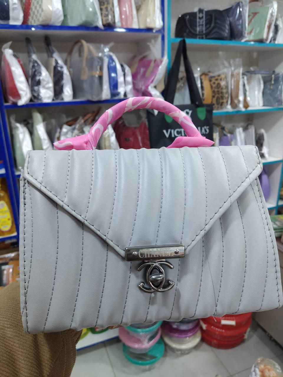 مجمع الفرقان للتنزيلات 
العنوان #الفلاحيه شارع المركز 
توصيل متوفر 🚕#مجاني


**إذا كنت صاحب هذا الإعلان وتريد حذفه لأي سبب، رجاءا أرسل رسالة إلى الدعم الفني**