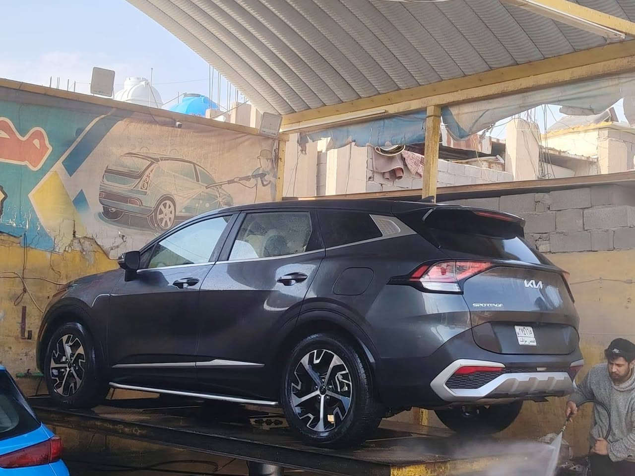 سلام عليكم موديل ٢٠٢٣ سياره جديده بمعنى الكلمه بدون رقم فول موصفات  السعر ١٨٠ وبيه مجال عنواني بغداد حي اور
رقم الهاتف ***********
