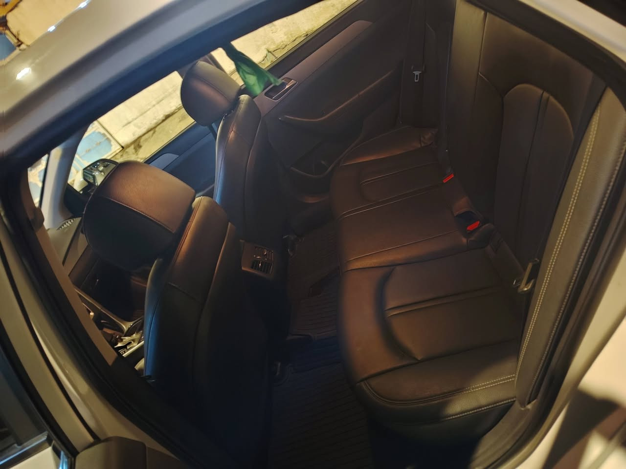 سلا عليكم سوناته البيع موديل 2023كفاله عامه وارد كوري مكفولة من صبغ وتبديل وضربه مكينه كير كله كفاله رقم بصره تحويل ثاني يوم سياره غاز فقط  فول مواصفات تحديد مسار رادارات سياقه ذاتيه سايد بريك بصمه تبريد تدفئة بل كشن كهربائي كشنات جلد مكان سياره بصره سعر 185وبيه مجال ***********
