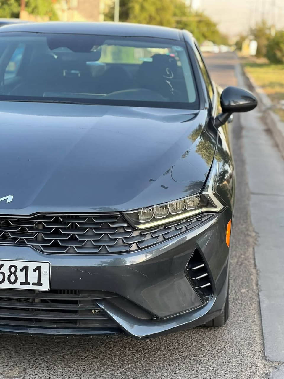 KiA K5 2022 - LX
محرك 1600 تيربو
ماشية 105,000 كم

المواصفات
شاشة كار بلي + اندرويد اوتو
بصمة ابواب
تشغيل عن بعد
كير 8 نمر
دفع امامي
مثبت سرعة
    فرامل ABS.
* نظام الثبات الإلكتروني ESC.
* مساعد الحفاظ على المسار.
* التحذير من الاصطدام الأمامي مع الكبح التلقائي.
* مراقبة انتباه السائق.
* مساعد الإضاءة العالي
* ⁠    مصابيح LED نهارية

حادثها من امريكا
جاملغ وربع البنيد + ايرباك سترين
بالعراق
تبديل بابين جهة اليمنه + بنيد والدعامية 
دعامية صبغ وتصليح 
بيها طخات بسيطة بالجاملغ الخلفي

ملاحطة الصورة قديمة

السعر 139$
مكاني بغداد البياع او زيونة
***********
***********
