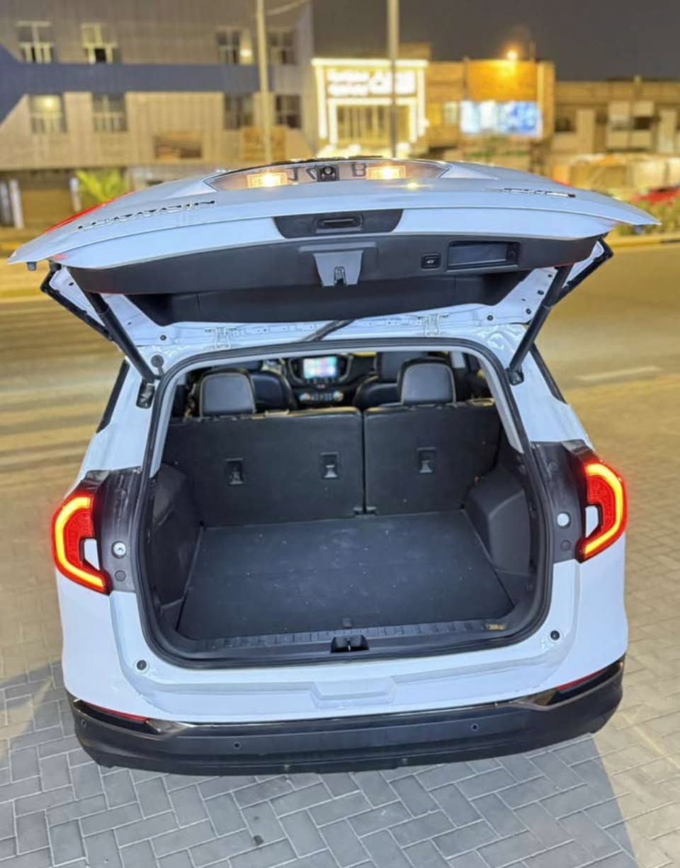 السلام عليكم 
جمسي تيران دينالي  AT4 GMC DENALi موديل 2022 السياره اعلى مواصفات ب التيران فول الفول شنو ببالك مواصفات بيها 
{1} بانوراما
{2} كشنات جلد اسود تدفئه تبريد (اصل) 
{3} كاميرا دواره ستيرن
{4} شاشه كبيره (ايباد) للتحكم في ايعازات السياره
{5} تبريد قطعتين امامي خلفي
{6} لايت زنون + كشاف+ حاجب زنون
{7} عداد المسافات 43الف
{8} منافذ USB امامي خلفي
{9} سستم صوت متكامل
{10} تحكم سترين جهتين
{11} نضام ABS مانع انزلاق
{12} كشنات كهرباء
{13} كشن ذاكرة
{14} رادار امامي
{15} ايرباك دركة فقط
{16} جنطة كهرباء
{17} بصمة 4 باب
{18} تشغيل عن بعد
{19} فور ويل 
{20} رادار جانبي (نقطة عمياء)
{21} سايد بريك بصمة
{22} رادار خلفي
{23} ويل كب حجم 19 
{24} يدات و مري نيكل 
{25} كشنات تدفئة تبريد
{26} كير 10 نمر مع البك ( R ) 
{27} دبل صالنصه نيكل اصل
{28} شاحن وايرلس
{29} السيارة ذات قدرة 262 حصان 
{30} عارضة بيانات على دشبول الامامي 
{31} من 0 الى 100 كم في 6.0 ثانية
{32} حساسات خلفية
{33} بانوراما 
{34} دواخل مطعم صاج
{35} كامرات 360 درجة 
{36} باقي المواصفات غنيه عن التعريف

حادثها / تبديل العرضانيه الخلفيه + رش كلير فقط رش ب صندوق والمداكر الخلفيه بدون حادث بدون معجون السياره تقرير مياه امطار  لدوسه فقط  السياره كفاله عامه
بيها عيوب بسيطه ب تحميل بلحاويه موضحه بصور 

بصره حره ب اسمي تحويل ثاني يوم 
ماشيه 50 ألف كم 
ترهم مراوس حسب القناعه 

السعر 205 مجال جدآ بسيط وماكو AT4 بدون حادث بهيج سعر والله يرزق الجميع
لتواصل ***********
