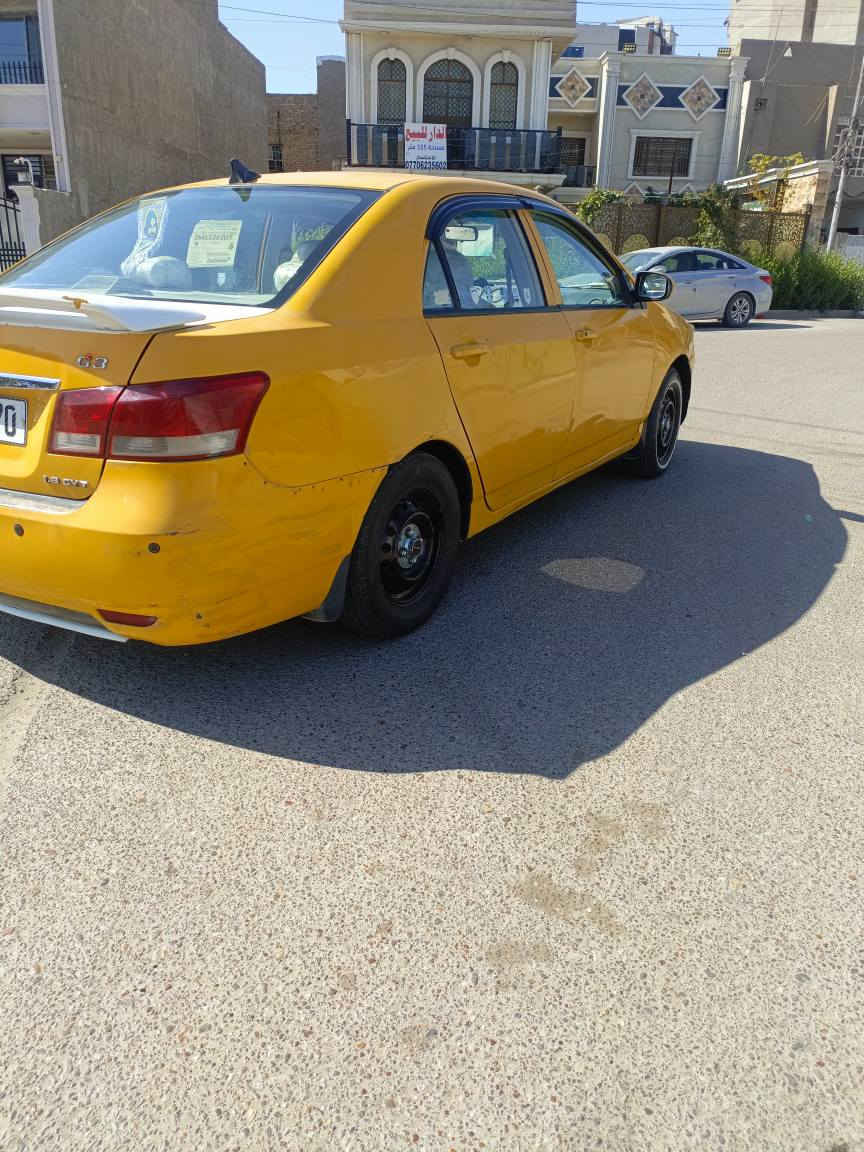 سلام عليكم للبيع بي واي دي جي ثري
موديل 2013 بسمي مصفره خط وبحث وهيئه وغرامه تحويل مباشر 
 مكينه كير اتو بلاديه خير من الله 
تكمها شواصي الغود حوضها نضيف وبدون ضرر بيه تكحيل بالكشر اثر شخوط 
تدفئه شغاله 
كهربائيات كلها شغاله وبلاديه 
جام اتو يصعد وينزل سنتر لك اربع بيبان 
دوشمه  وكاعيات جدد دشبولها نضيف 
لايت عالي ناصي اصفر 
 بلوجكترات ابيض ضبابي شغال 
الاستفسار على الرقم ***********
مكاني بغداد 
السعر 45 بيها مجال للشراي بغداد, العراق
