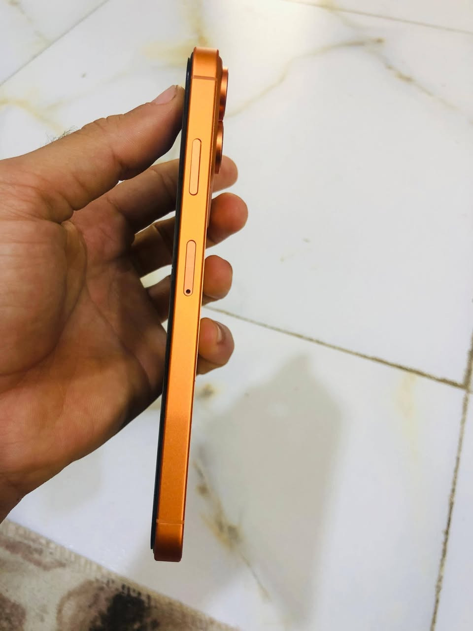 السلام عليكم
اكس ماكس محور الى 17 برو ماكس تحوير درجه اوله 
ذاكره 256 مستبدل شاشه + بطارية  
شاشه نضيفه اي ضرر مابيها ✅
بطاريه 100 نضيفه واي صرف شحن مابيه طبيعي
صوت تكنيك الخط كله شغال  
فيس ايدي ما يشتغل والبورتريه ما تشتغل 
لان من تحور ما تشتغل بعد السعر 250 وبيه مجال شي بسيط جماعت ال 200 اعبر مكاني القاسم رقمي ***********
والان كامرته تخبل
