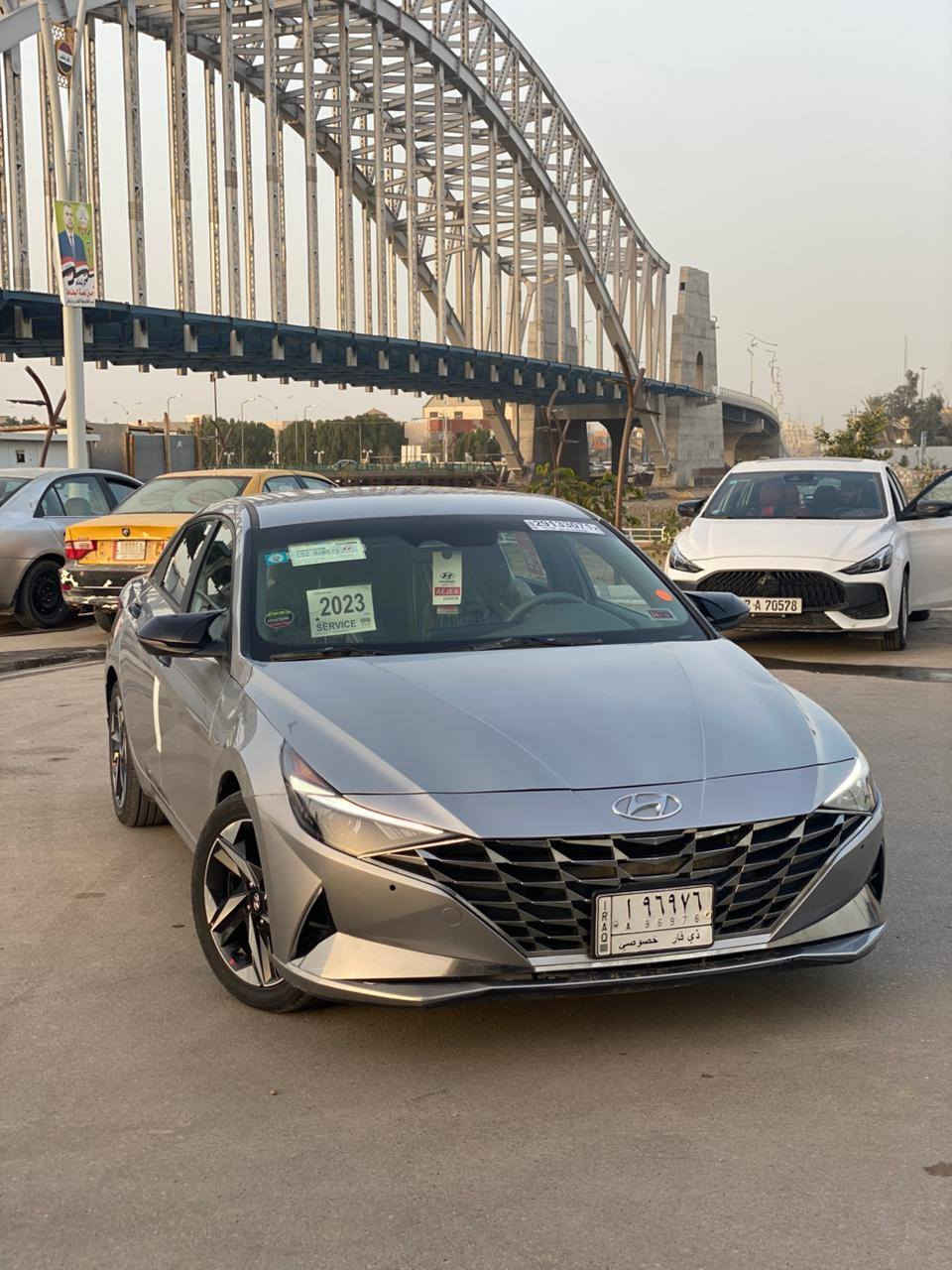 السلام عليكم 
النترا موديل 23 لون رصاصي رقم ذي قار معوقين 
حادثه تبديل جاملغ + البنيد   
مكينه 2000 دوش  وماشيه 42mi تراي زيرو شرط 
مواصفاته.
1- بصمه
2- شاشه جبيره ودشبول ديجيتال ( الكتروني ) 
3- كامره دواره
4- رادار امامي+ جانبي
5- تحكم ستيراً كاملة
6- توقف ذاتي
7- تشغيل عن بعد
8- قياده ذاتيه  
والسياره بدون اي نقص 
سعره 137 وبي مجال بسيط مكان السياره الناصرية 
للاستفسار :
***********
