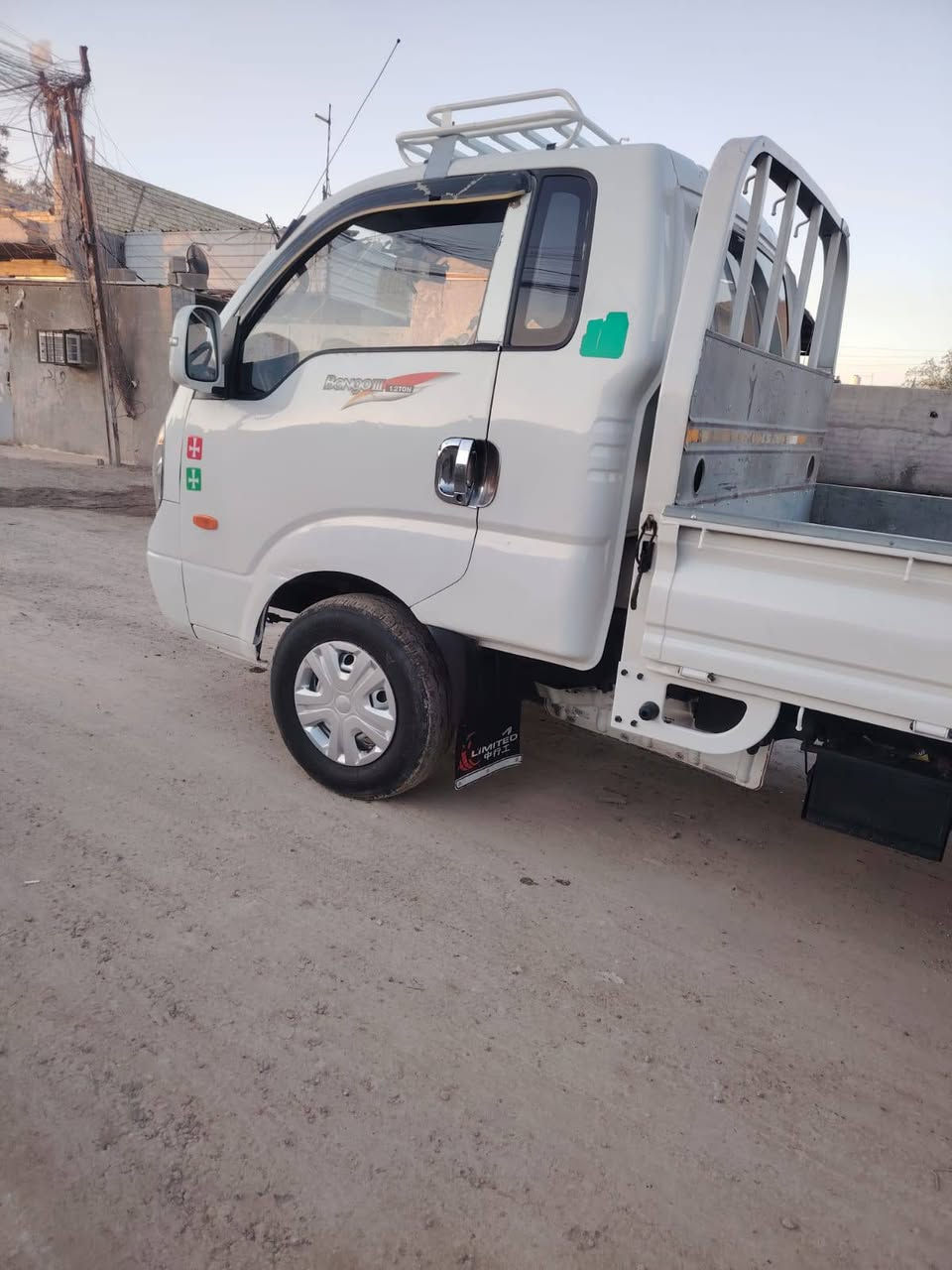 سلام عليكم سياره البيع موديل 9 مكينه طرمبه سبلاين  سياره مكفواله كفاله عامه راقم بغداد  مشروع وطني تحويل ثاني يوم مكينه وكير وكسن وشاصي راقم شعار مذكور بل سنويه تخم تاير كهربيات كله شغاله غرفه بلادي سعر 110
وبيه مجال
***********
***********
