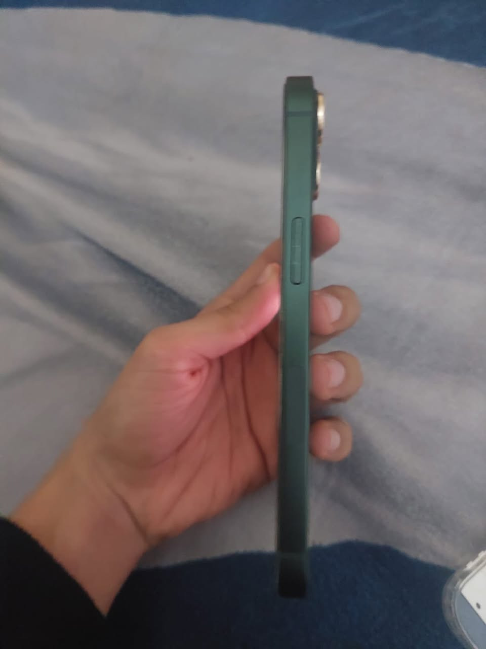 السلام عليكم أيفون ١٣عادي للبيع نظافه 98 ذاكره 128 أمريكي بطاريه 83بلاديه كلشي شغال كلشي ما مبدل بي على وضع الشركه اعلى سعر أبيع ركز اعلى سعر أبيع مكاني بغداد العبيدي للاستفسار ***********
