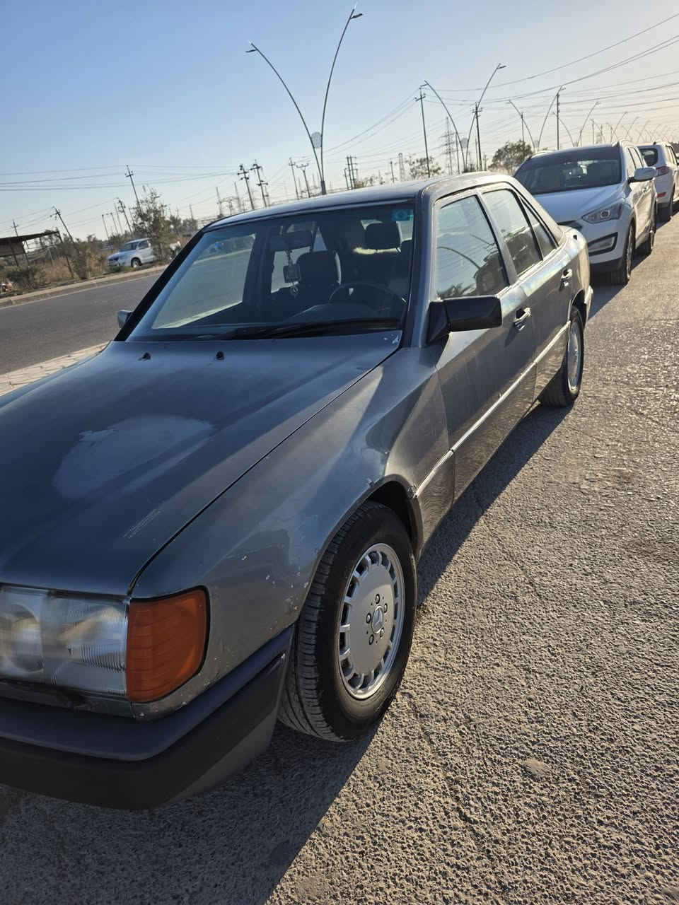 مارسدس دب  300
موديل ٨٩ اصل 
كير محرك ثنين ونص في تي 
تبريد خير من الله سياره اي نقص ما بيها
سعر  ٥٠ ورقه وبيه مجال قليل
 كهرباية كله شغلامكاني ديالى بعقوبه تقاطع قدس 
***********
