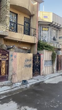 دار للبيع. المساحة 50م. طابقين البيت نظيف  حي اور منطقة الغرير نزلة ال...