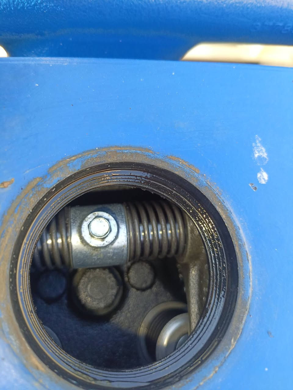 يتوفر لدينا بيركنز 100 ملم 4 بستم 45 كيفي شرط الحمل والنضافه توليد لوري سومر انكليزي اصلي شرط الحمل والنضافه فول ومكفول بخانه الزيرو بشرط إطفاء تشغيل اوتو
الاستفسار الاتصال على الرقم *********** موجود واتساب ***********
العنوان الانبار فلوجه يوجد توصيل كافه المحافظات الحبيبه
لسنا الوحيدين لكننا الأفضل
