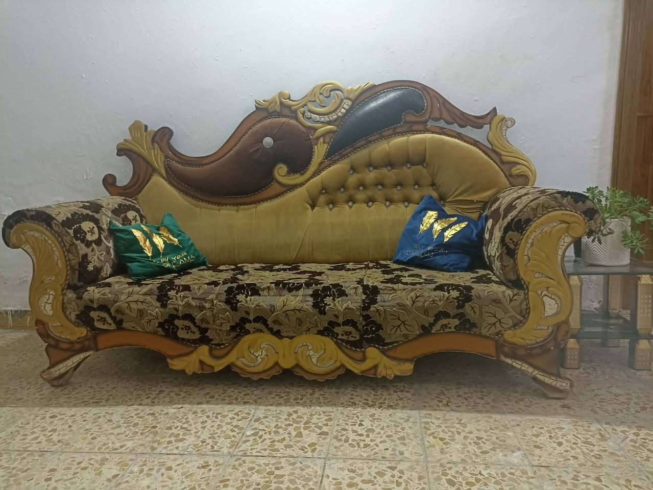 تخم هو وطبلاته ب٣٢٥ وبي مجال نضيف كولش شخط مابي عشر


**إذا كنت صاحب هذا الإعلان وتريد حذفه لأي سبب، رجاءا أرسل رسالة إلى الدعم الفني**