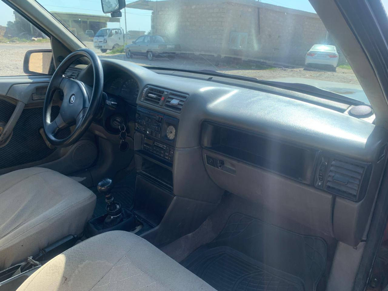 اوبل فكترا موديل 1990
رقم صلاح الدين الماني شرط التحويل
گير ومحرك شرط كهربائيات كلها شغاله تخم تاير جديد بلاديه بدون معجون ولاضربه ولاصبغ صدر جديد امامي خلفي باتري جديد محرك 20 
السعر 27 وبيها مجال مكاني اطراق سامراء  العباسية طريق سامراء _ تكريت 
للإستفسار 
***********
***********
