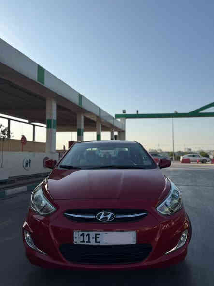 السلام عليكم 
للبيع هونداي اكسنت ( 2017 ) وارد امريكي ( بدون ايرباك بدون دواخل ) ماشيه ( 73 ) فقط سيارة بوضع الشركة جديدة وجاهزة من كلشي مواصفاتها
شاشة 
كامرة
تحكمات
مانع انزلاق
نضام ايكو
محرك 1600 گير ATM 
محرك كير مكفولات تبريد ثلج سيارة جاهزة ماناقصها برغي جديدة كلش 
ملاحضة ( حادثها جاملغ وربع بنيد بدون قطرة دواخل شرط الفحص وبدون ارباك ) مكاني بغداد 
السعر 103 
***********
