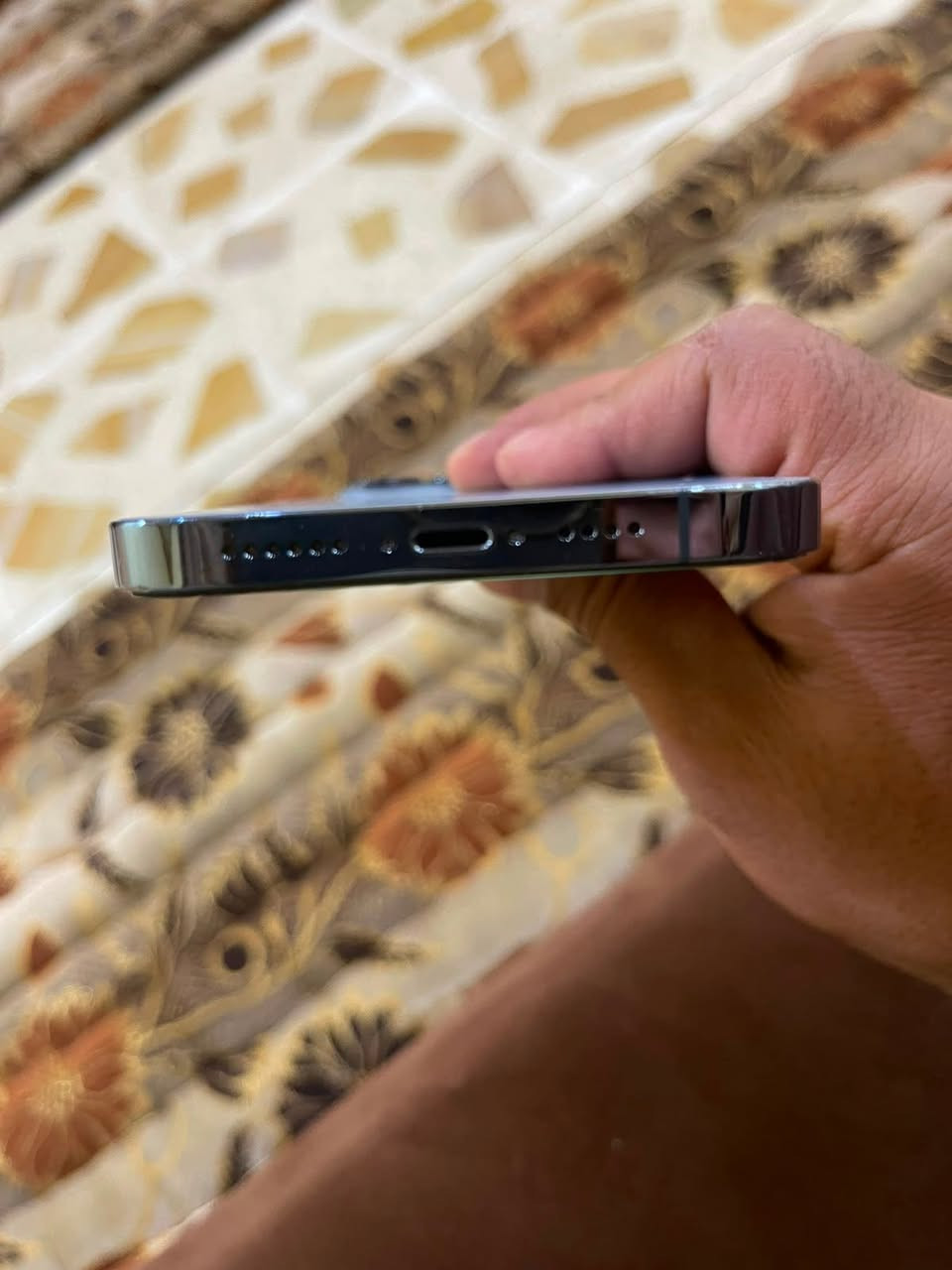 السلام عليكم 

للبيع ايفون 13 برو ماكس
استخدام شخصي ونظيف جدا
الجهاز مفتوح على ايدي من كارتون الشركة
الجهاز مبدل بطارية اصلية فقط وباقي الفحص كله اصلي وبحالة الوكالة
الكارتون الاصلي متوفر مع الجهاز
السعر حسب الاتفاق
للتواصل والاستفسار:
متواجد واتساب وكذلك ماسنجر
***********
