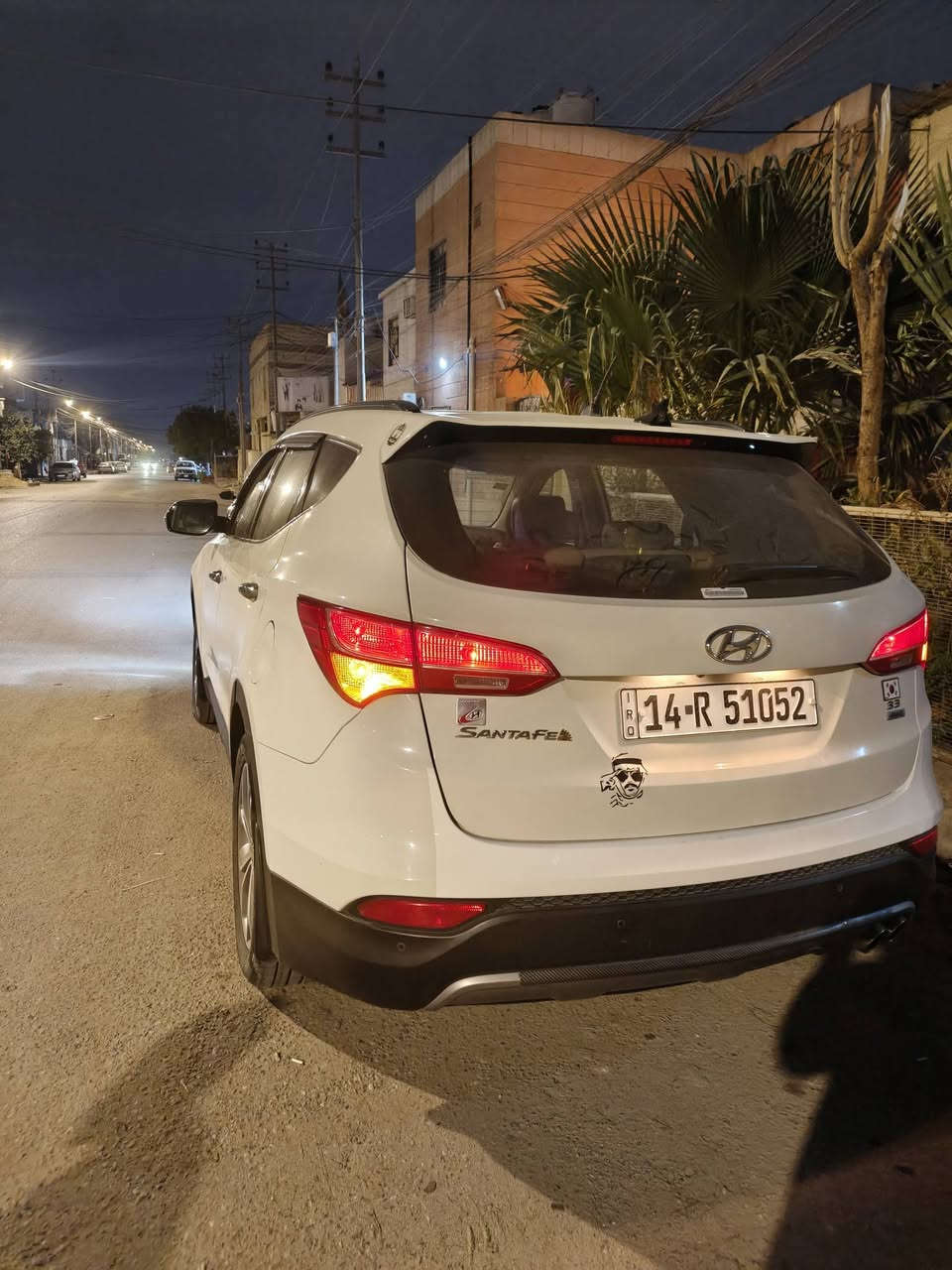 السلام عليكم سيارة سنتافي ٢٠١٥ خليجي محرك ٦ستندر سيارة ٧راكب فقط الجاملغ الأمامي مصبوغ بدون دواخل فول مواصفات عدة التنتة بنورامة السعر ١٧٨ هاذا الرقم***********
