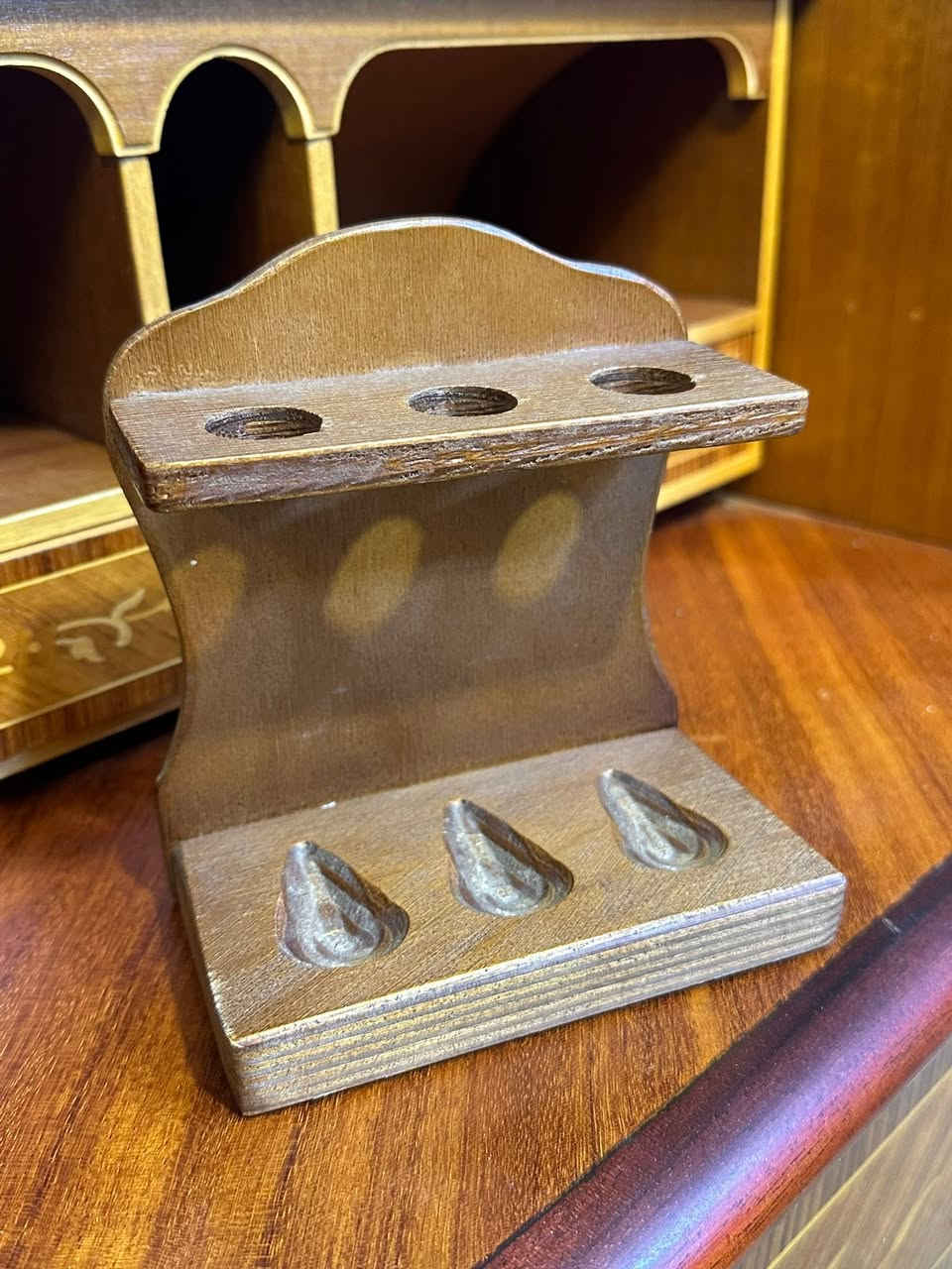 قاعدة بابيات مع ثلاث بايبات 
لتفاصيل آكثر يرجى مراسلة الصفحة 
***********
يوجد توصيل
