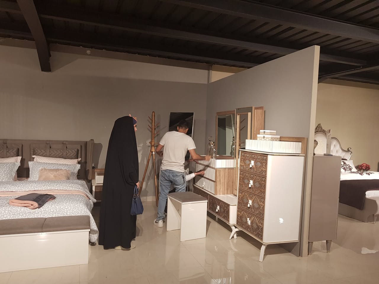 للبيع ب٥٠٠ الف


**إذا كنت صاحب هذا الإعلان وتريد حذفه لأي سبب، رجاءا أرسل رسالة إلى الدعم الفني**