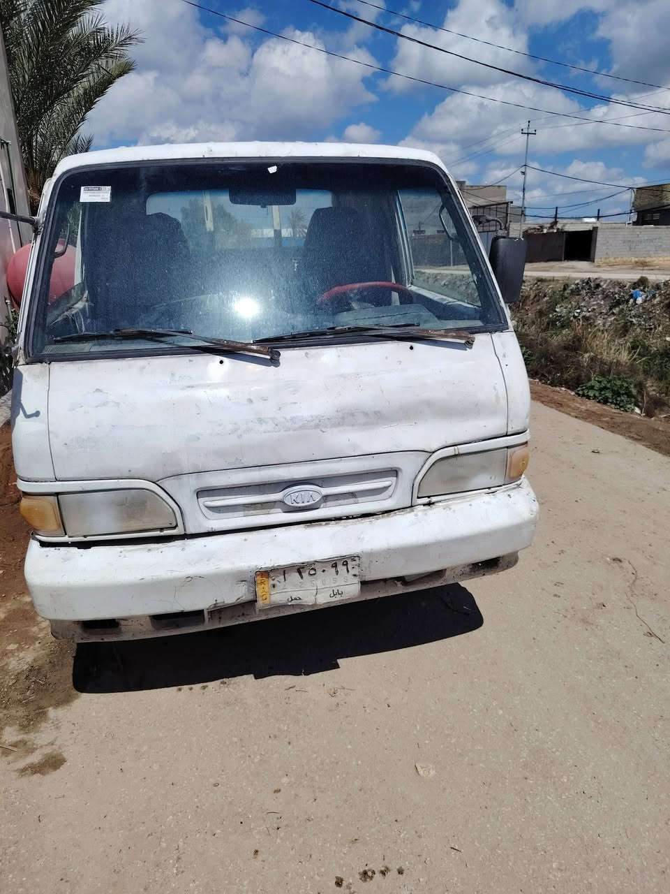 سلام عليكم بنكوو للبيع سياره خير من الله مكينه كير اكسن شاصي مكفول بس وكاله عندي راعيهه ماندله اني ابيع كوم حديد سعر 20قفل قفل ***********
