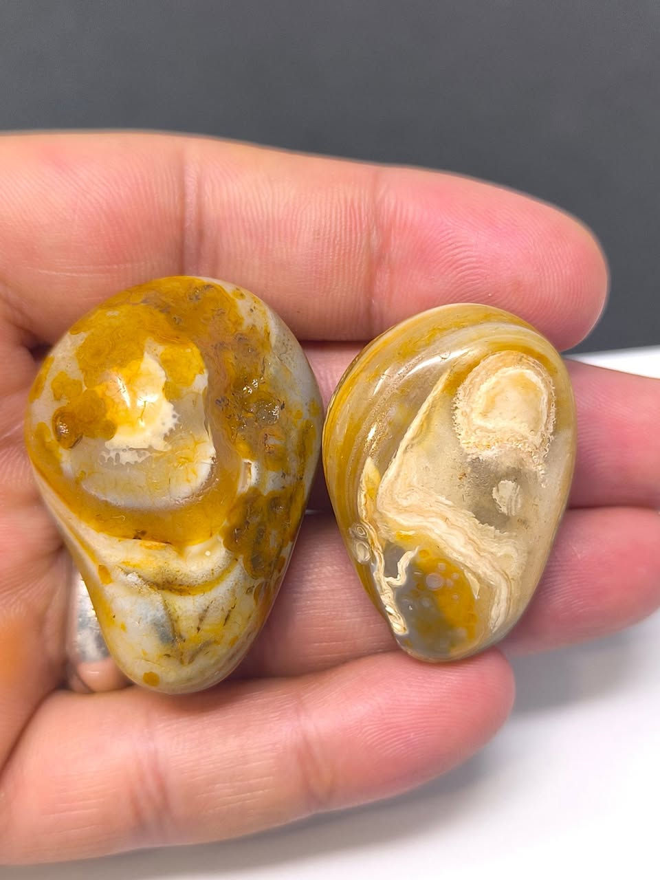 سليماني قطعتين حلوات 
سعرهن خاص...


**إذا كنت صاحب هذا الإعلان وتريد حذفه لأي سبب، رجاءا أرسل رسالة إلى الدعم الفني**