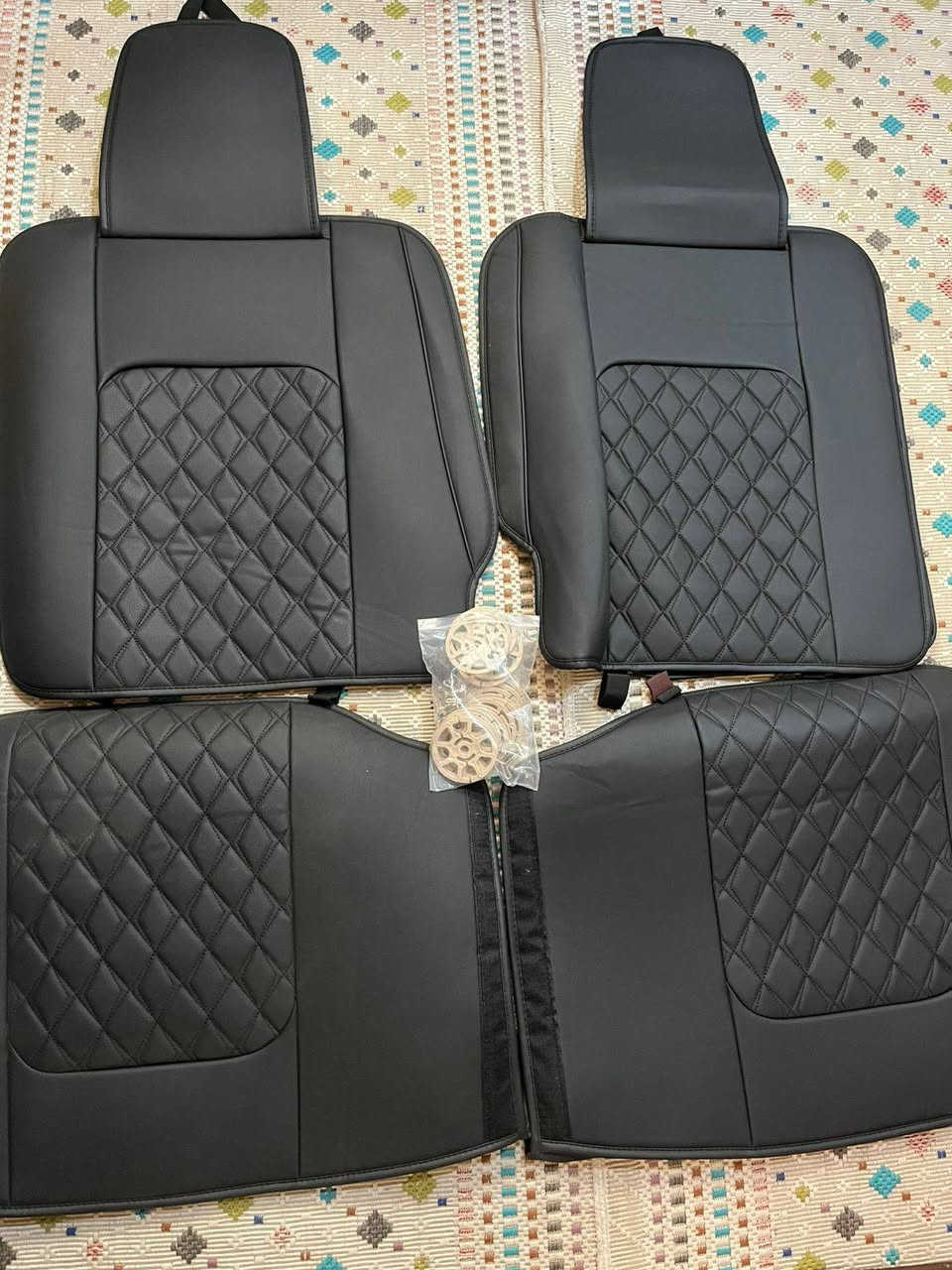 تخم مقاعد تركي ثقيل درجة أولى
السعر 50 
مكاني الكاظمية
***********
