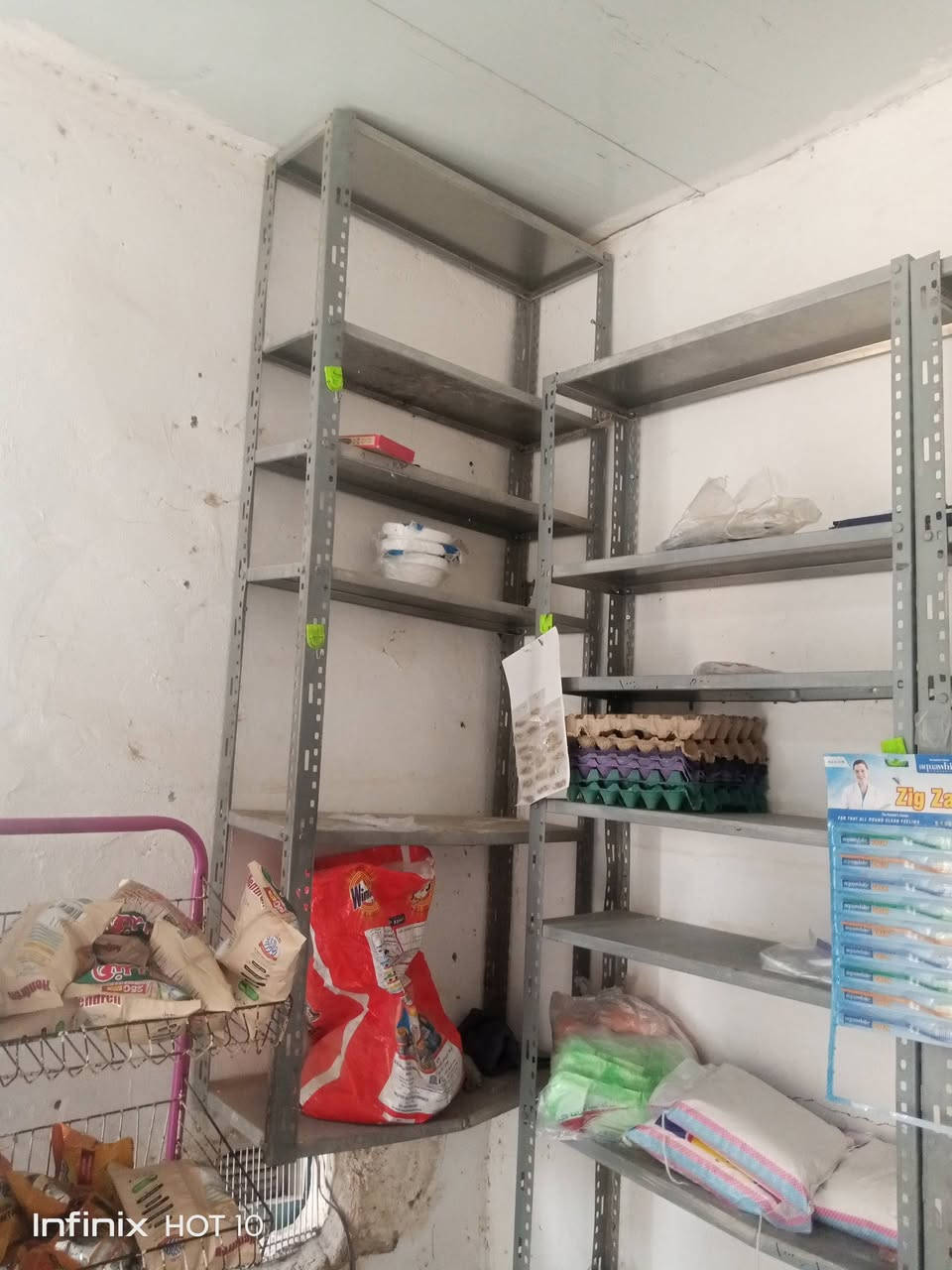 السلام عليكم يوجد رفوف مال محل تعزيله السعر كلهن ب200 وبيهن مجال
الاتصال ***********
المكان تكريت القادسيه قرى وردي
