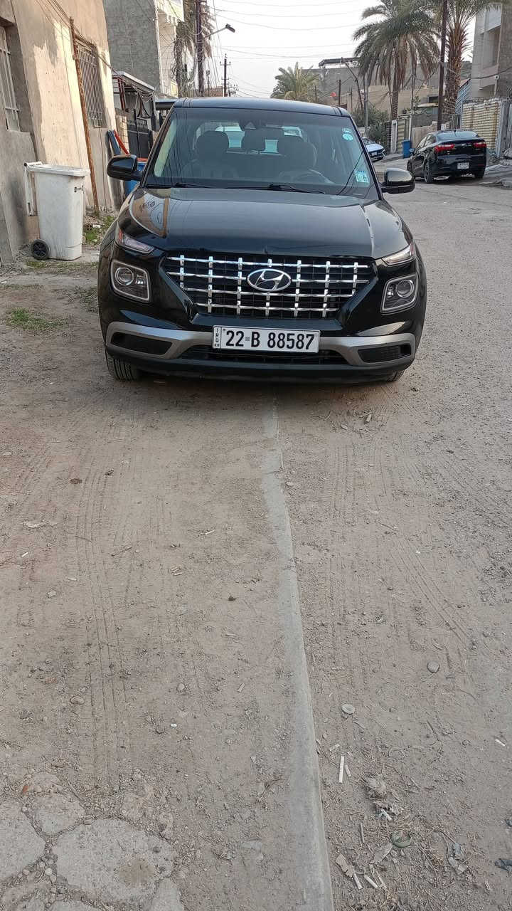 السلام عليكم للبيع فينو 2022امريكي بيه صبغ بنيد وحافه الجاملغ سياره جاهزه من كل النواحي شاشه جبيره رادار مواصفات نص فول رقم اربيل الجديد السعر 118وبيه مجال بصيط مكانهه العامريه ***********
