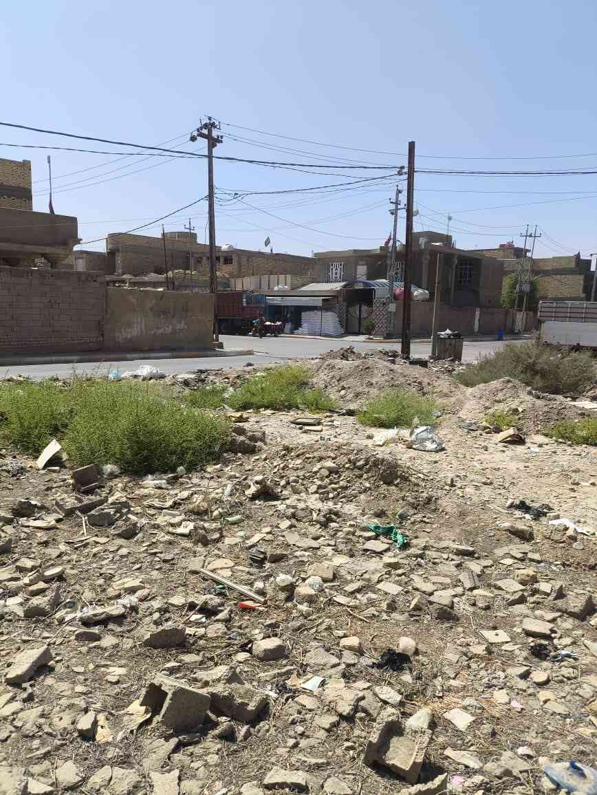 مساحته 250الالبان مقابيل موسى المختار بي 2 قاصرين مخلين محامي انطي مداوره عامه ***********
