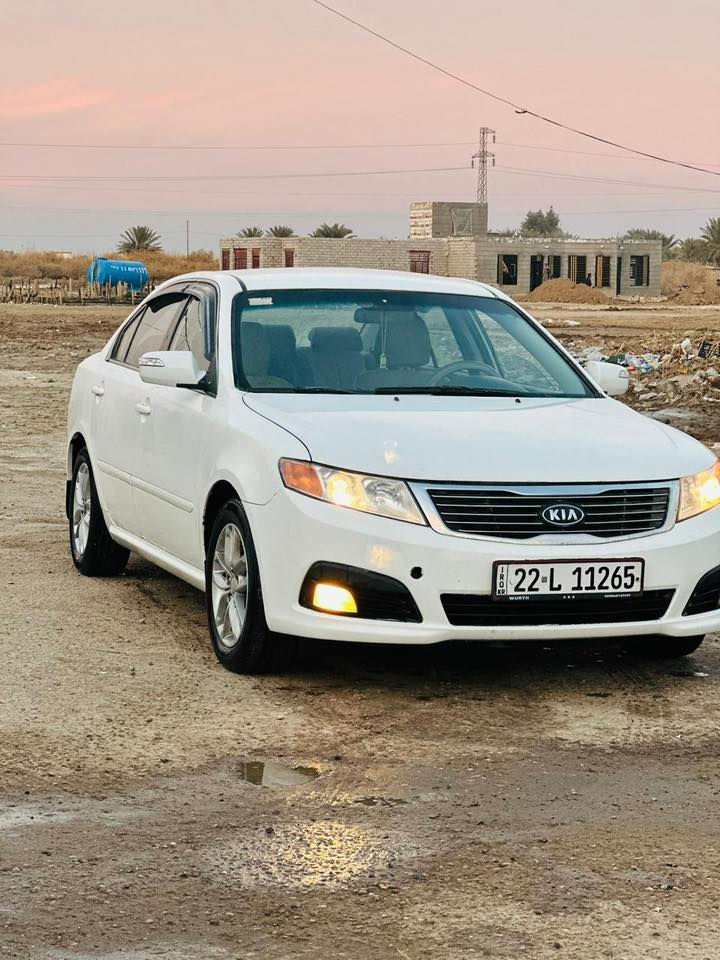 السلام عليكم 
اوبتما 2010 رقم اربيل امريكي باسمي   السيارة بيها ترشرش صبغ والقمارة مصبوغه  ابيعك صبغ عام مكفوله من الگلبة  ، والكص  ، دواخل سليمه    كير ومكينه مكفولات ، حدادية   جديدة  السياره متصرف عليها اي شي 

وبالخير على الياخذها 

عارضها 95ورقة وبيها مجال حك الجية 
مكان السيارة  بابل الشوملي  

***********
***********
