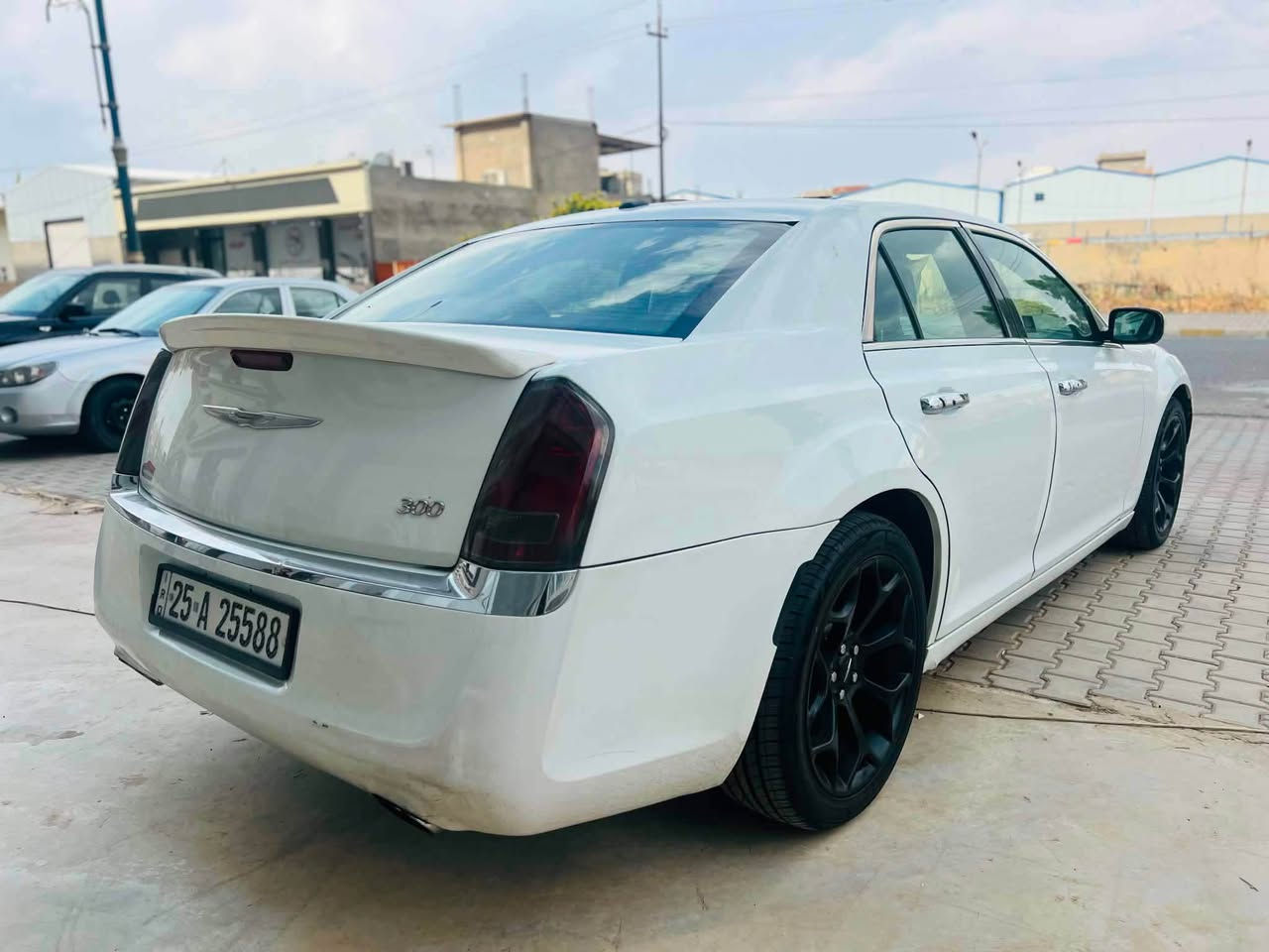 اوباما2013  محدث 2021
رقم كركوك  مشروع وطني سنوية بسمي جديد حتا 2031جديد

سيارة هلال خلفي شبرين صبخ 
باب تبديل بلادي كلها شرط بدون دواخل
كير محرك بشرط مامفتوح
 مواصفات بصمة .شاشة كبيرة ..كاميرا.تحكم استيرن  تحكم عن بعد.
السعر158ورقة مكان كركوك 
‏‪***********‬‏ كركوك, العراق
