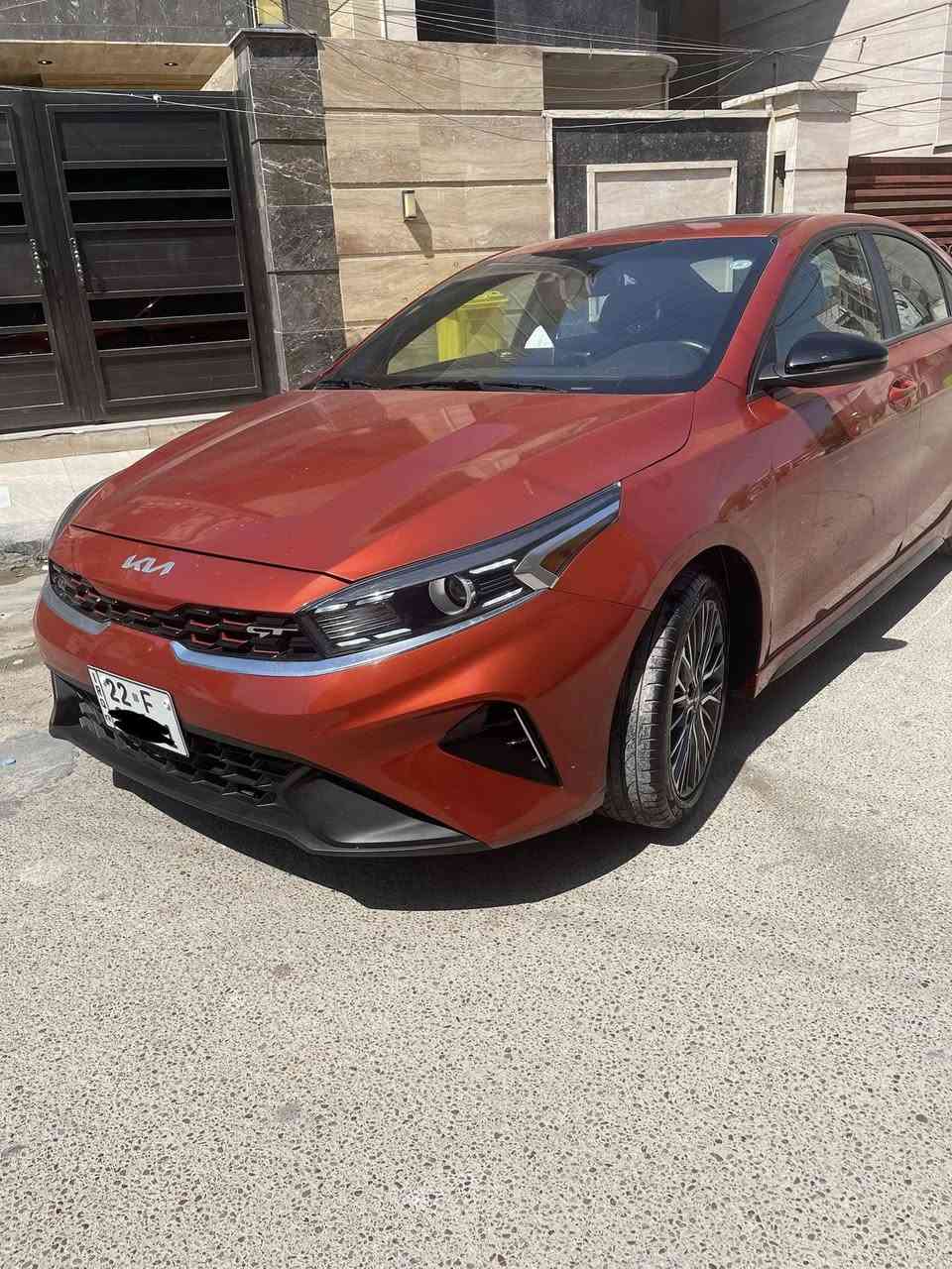 @ للبيع - كيا فورتي GT Line موديل2022
• فول مواصفات (1/1)
محرك 2000 سي سي دبل (DOHC)
تشغيل بصمة
تشغيل عن بُعد
نظام التوقف الذاتي
تحديد مسار
تثبيت سرعة
رادارات أمامية وخلفية
ثلاث أنظمة قيادة
LED أضوية
Apple CarPlay شاشة كبيرة تدعم
شاحن لاسلكي
مقاعد جلد (تدفئة + تبريد)
 كاميرا 360° (دوارة)
 كاميرا خلفية
تبريد قطعتين (منفصل)
 إشارات بالمرايا
فتحة سقف
مكان السيارة: بغداد - حي الحسين
للاستفسار:***********
