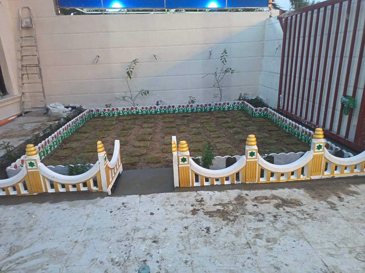 معمل القريني
انتاج مقرنص حدائق 
سعر متر 2500
متواجد 1500 بدون صبغ  
مجود متر ألفين صبغ ساده  
متواجد الوان 2500
عنوان شارع معارض معمل القريني انتاج مقرنص حدائق 
  من الله توفيق 
الوان حسب طلب الزبون 
***********
