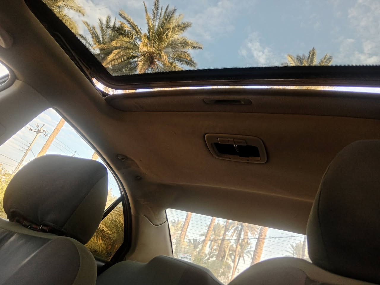 سلام عليكم سوناتا للبيع 2009 خليجي سياره شرط مال جناي كير مكينه 2400 دوش حداديه تبريد كهربائيات كله جديد تخم تايرات جدد سياره مواصفات فتحه شاشه تحكمات سياره سونار معه الصور فحص شامل شوف واقتنع وتدلل سياره رقم بصره مشروع وطني بسامينه سنويه جديده بالعافيه ع الياخذه خير من الله سعر 89 بيه مجال مكاني كربلاء الحسينيه او البراهميه الرقم ***********
