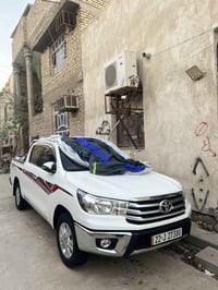 هايلوكس 2025 كير اوتوماتيك  ماشيه 25 ألف    بعده بضمان شركه   فول مواص...