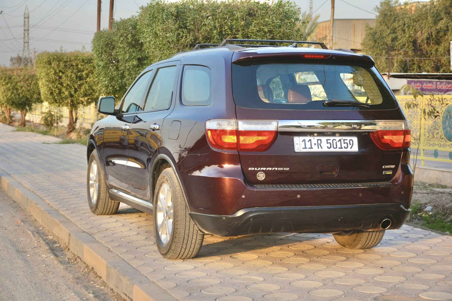 السلام عليكم 
دوج دورنكو موديل 2012 
رقم بغداد وارد امريكي كلين بدون حادث 
ماشية 151 ميل 
فول مواصفات عدا الفتحة
دفع خلفي 
صبغ باب خلفي عكس السائق اثر كفع 
كير ومحرك بلاد ممفتوحات 
السعر 188  ومجاله بسيط جدا 
***********
