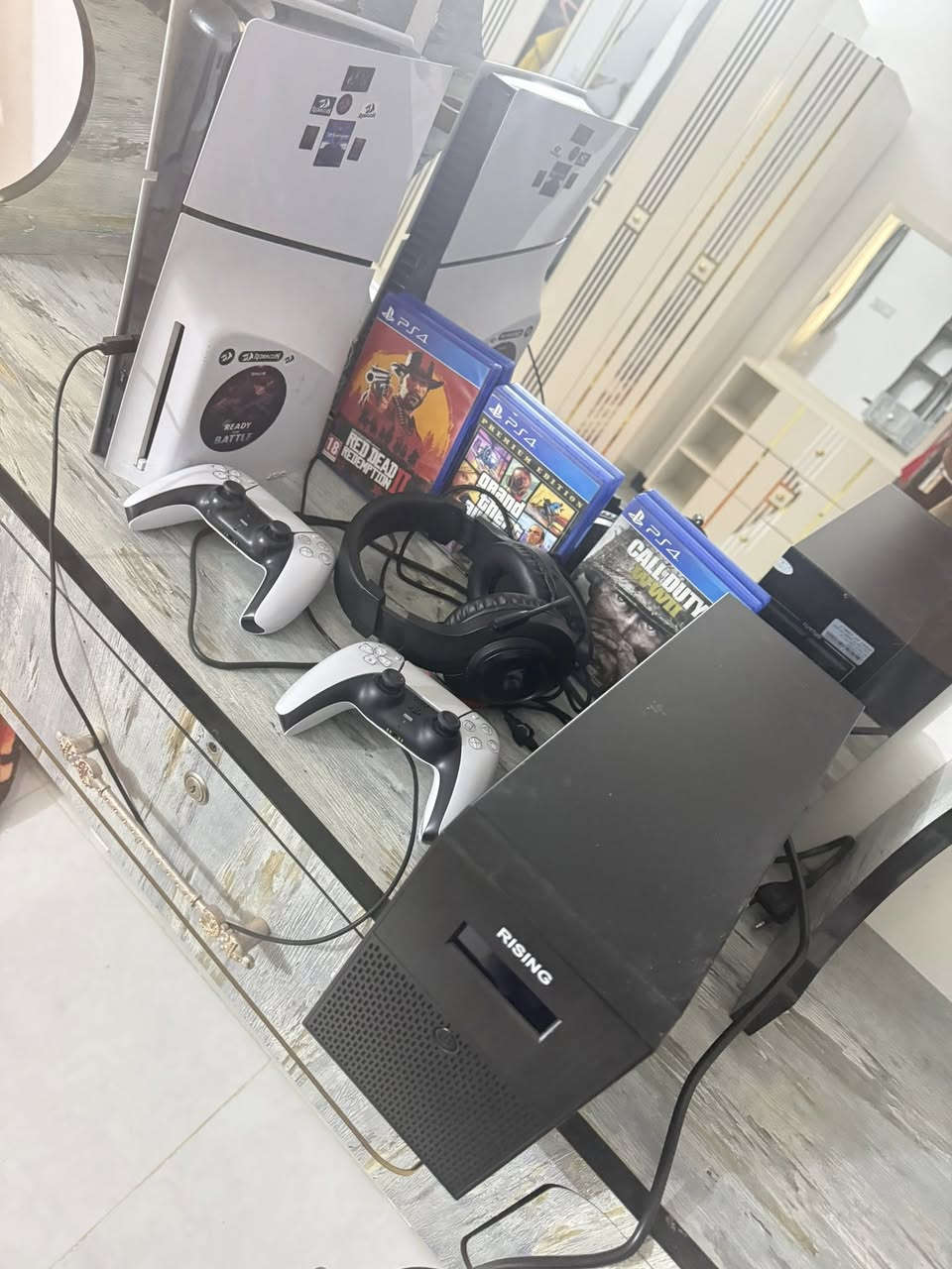 كلهن سعرهن 850 قفل
جديد بلي فايف سلم 1 تيرا اوربي 
يوبي اس استخدام سبوع 300 
جوستك اضافي اصلي 
سماعه محيطيه براند
فيفا 25 
درايفر
ردبشن
حرب عالميه ثانيه 
بالعافيه ع ياخذهن مكاني بغداد ***********
