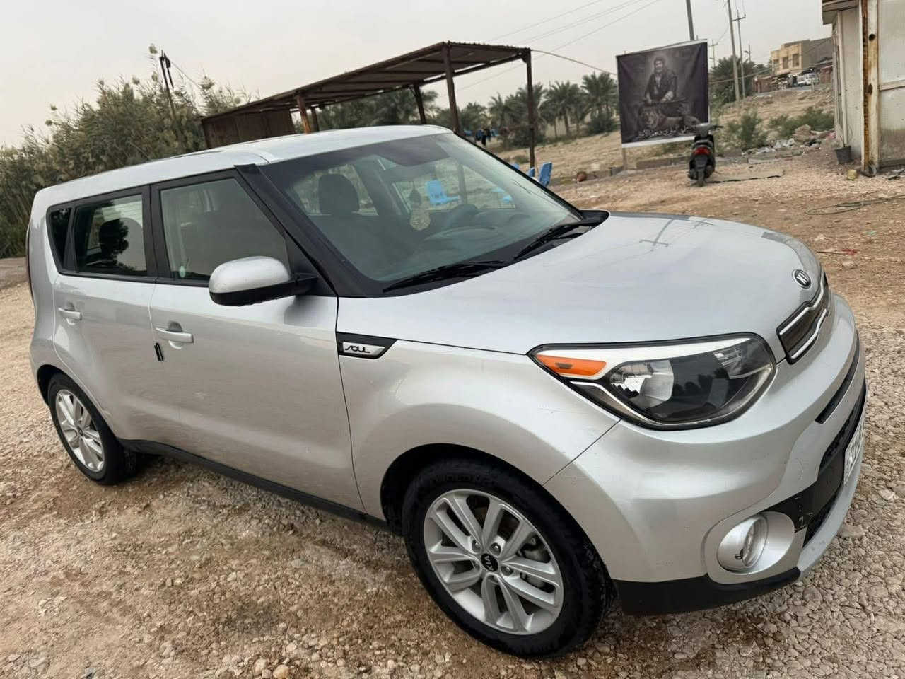 كيا صول 2019 محرك 2000
وارد امريكي الحادث موضح بالصورة
صبغ فقط جاملغ خلفي وباب الجنطة بدون ايرباك
ماشية 60,000 ميل
السيارة نظيفة جدا وجاهزة من كلشي تبريد وتخم تايرات جديد وحدادية كله جاهز .
رقم سليمانية سنوية بأسمي تحويل مباشر
تحكمات ستيرن
شاشة كبيرة
كامرة
كلشي بيها شغال
السعر 128 ورقة وبيها مجال
رقم هاتف ***********
