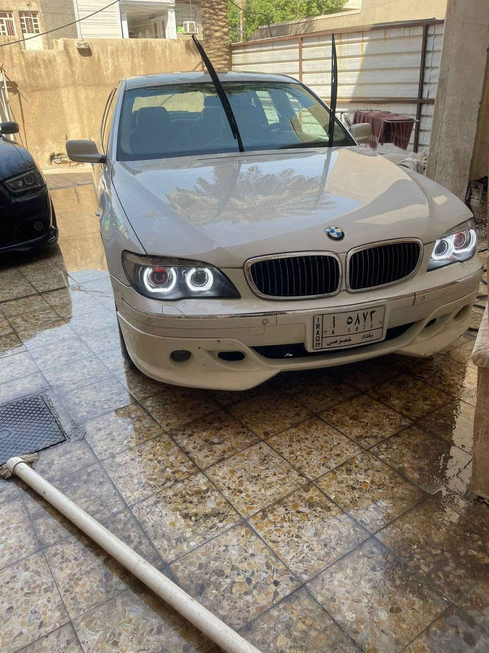 السلام عليكم  بي ام  باخره  باب طويل حجم ٧٥٠ السيارة  جديده  بدون  صبغ أو  حادث   بيع  أو مراوس مع  بي ام  f0 1  للإستفسار الاتصال على الرقم ***********
