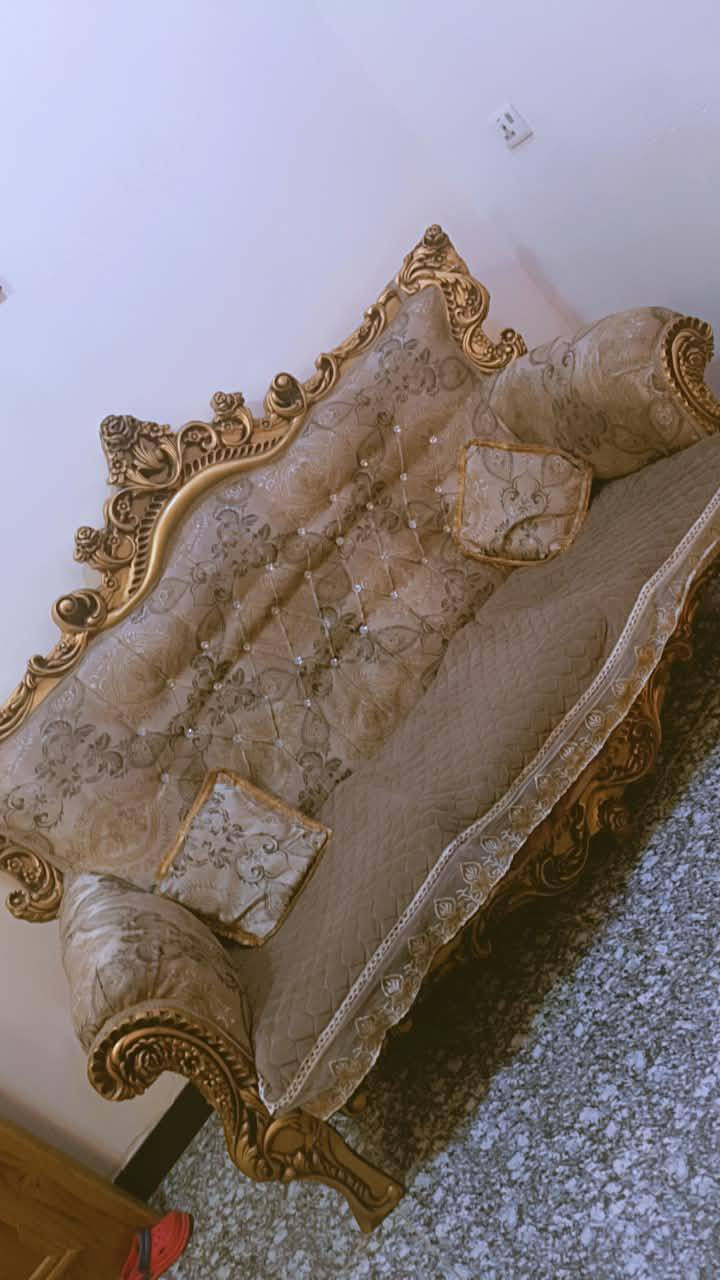 تخم ملكي عشر مقاعد للبيع مع الطبلات اثنين صغار وحده وسط والجراجف


**إذا كنت صاحب هذا الإعلان وتريد حذفه لأي سبب، رجاءا أرسل رسالة إلى الدعم الفني**