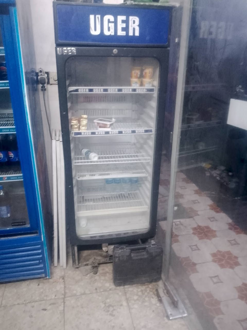 للبيع برادات ومجمده رقم *********** واتساب
