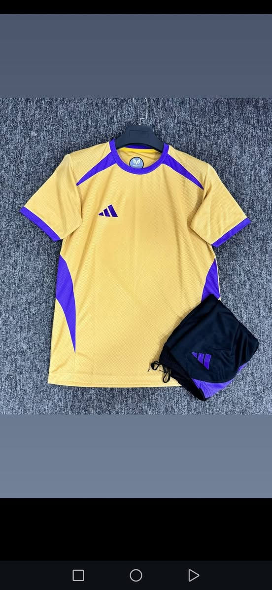 بسم الله الرحمن الرحيم 

دريس وشورت اصلي 

قماش مثقب خلية النحل 

سعر الدرزن 96الف 

طباعه الرقم ظهر وصدر وشورت الفين دينار 

شعار الف دينار 

الاسم الفين دينار 

قياس /ML/XL/XXL

يوجد توصيل لجميع المحافظات 

للاستفسار خاص او على ***********واتساب
