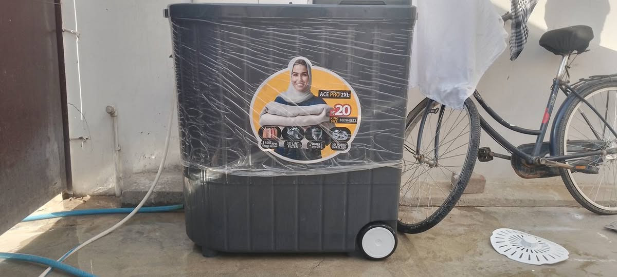 قساله للبيع جديده مستخدمه شهر ايعيب مابيه انطيه بل شرط سعره 150او بيه مجال شراي تعال  او ***********واتساب
