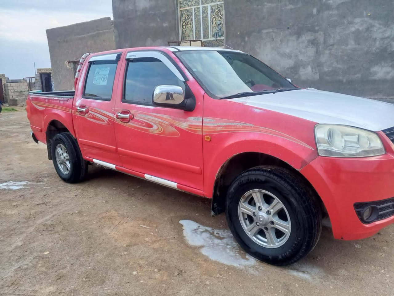 السلام عليكم سياره كريت ويل لبيع موديل ٢٠١٥سياره جديده مكينه نظيفه كير نظيف كهربيات كله شغاله باتري جديد تواير جديد مداور ثاني اليوم *********** سعر ٧٣به مجال مكلف بالنشر
